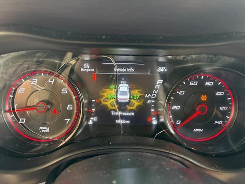 Used 2018 Dodge Charger SXT w/ Blacktop Package RWD image 10