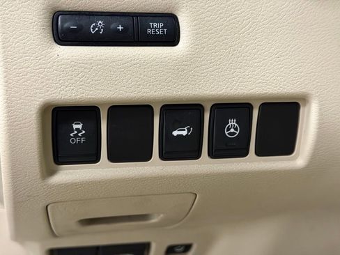 Used 2015 Nissan Murano Platinum w/ Platinum Technology Package image 28