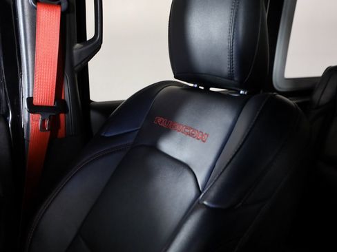 Used 2020 Jeep Wrangler Unlimited Rubicon w/ Quick Order Package 28Y Recon image 39