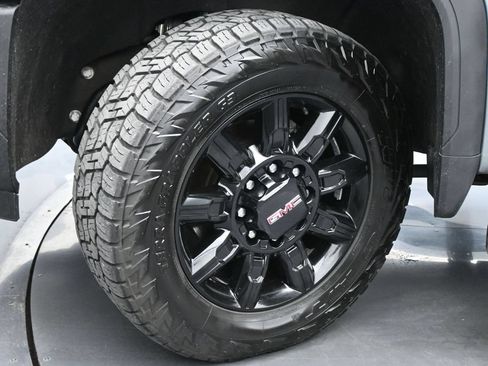 Used 2024 GMC Sierra 2500 AT4 w/ AT4 Premium Plus Package AWD/4WD image 23
