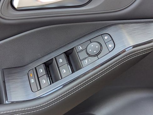 New 2026 Nissan Rogue SV image 14