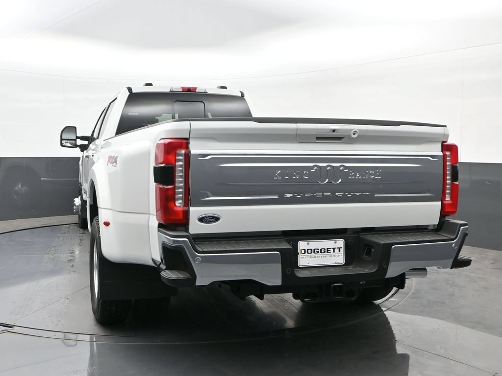 New 2026 Ford F350 King Ranch w/ Chrome Package AWD/4WD image 8