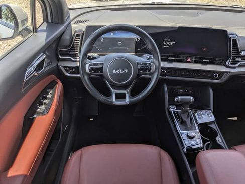Certified 2025 Kia Sportage SX FWD image 21