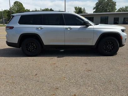 Used 2022 Jeep Grand Cherokee L Laredo w/ Luxury Tech Group I