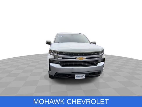 Used 2019 Chevrolet Silverado 1500 LT w/ All-Star Edition AWD/4WD image 3