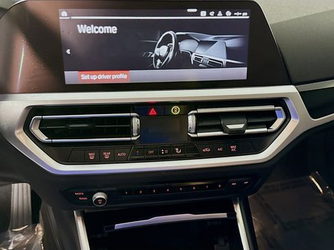 Used 2019 BMW 330i Sedan RWD image 18