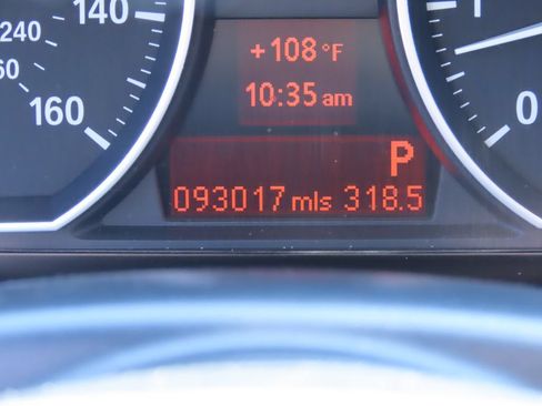 Used 2012 BMW 128i Convertible RWD image 20