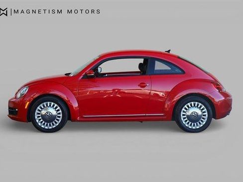 Used 2014 Volkswagen Beetle 1.8T FWD image 3