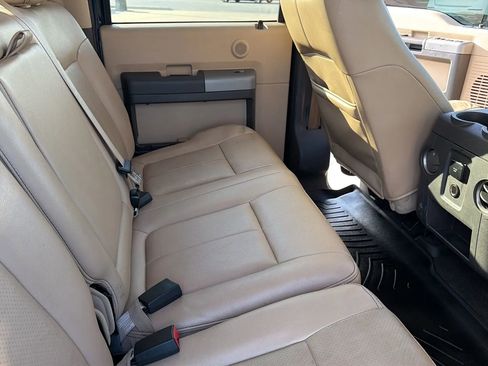 Used 2015 Ford F250 Lariat w/ Lariat Ultimate Package AWD/4WD image 57