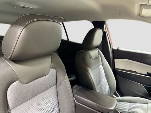 New 2026 Chevrolet Trax LT image 29