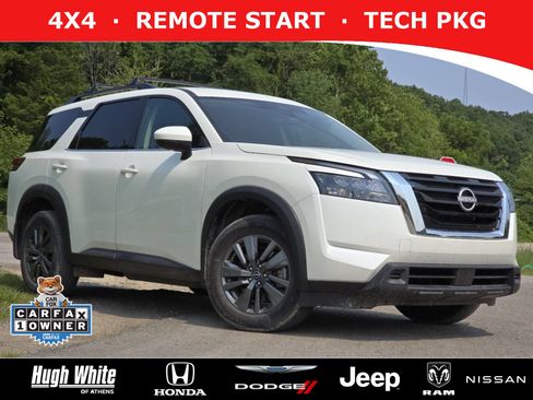 Certified 2024 Nissan Pathfinder SV AWD/4WD image 1