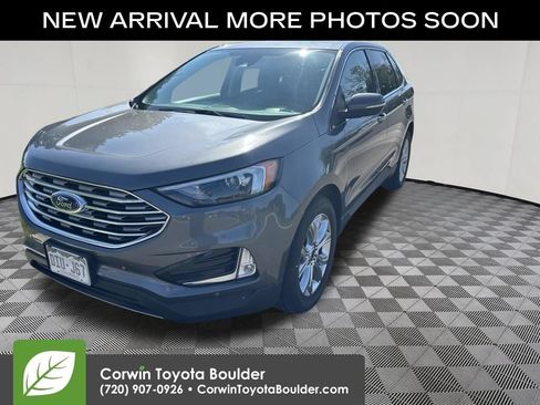 Used 2022 Ford Edge Titanium AWD/4WD image 3
