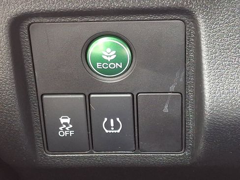 Used 2017 Honda HR-V LX image 23