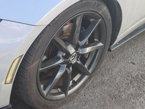 Used 2016 MAZDA MX-5 Miata Club RWD image 8