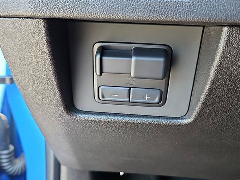 Used 2025 GMC Canyon Elevation w/ Convenience Package RWD image 15
