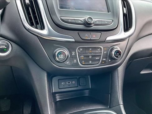 Used 2023 Chevrolet Equinox LT AWD/4WD image 27