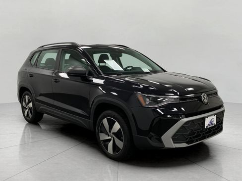 Used 2025 Volkswagen Taos S AWD/4WD image 1