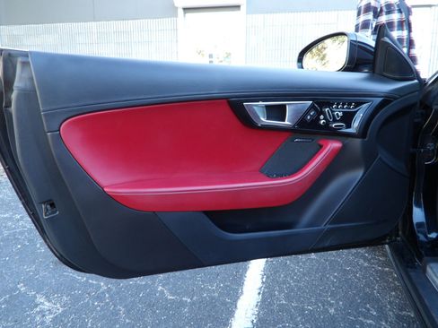 Used 2015 Jaguar F-TYPE S image 44