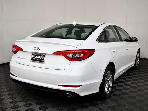 Used 2015 Hyundai Sonata SE image 9