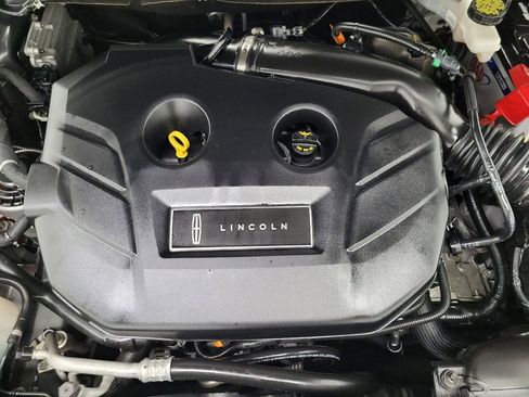 Used 2019 Lincoln MKZ Premiere image 30