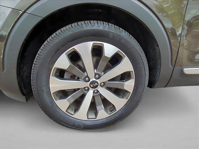 Used 2021 Kia Telluride S AWD/4WD image 24