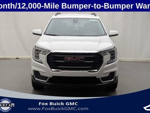 Certified 2023 GMC Terrain SLE w/ Driver Convenience Package AWD/4WD image 3