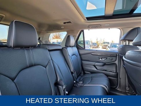 Certified 2025 Honda Pilot Elite image 16