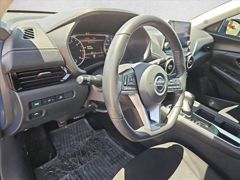 Used 2023 Nissan Sentra SV w/ All-Weather Package FWD image 10