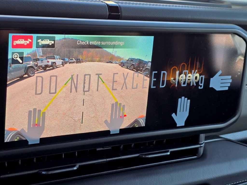 New 2026 Jeep Gladiator Mojave AWD/4WD image 10