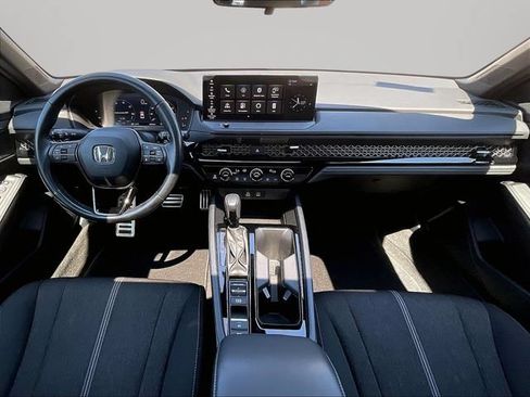 Used 2024 Honda Accord Sport image 9