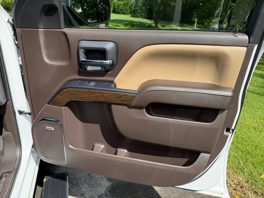 Used 2018 GMC Sierra 1500 Denali w/ Denali Ultimate Package AWD/4WD image 39