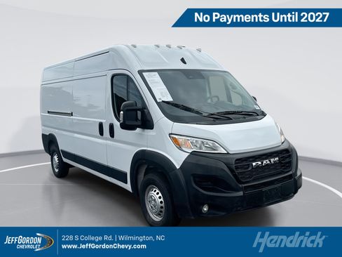 Used 2025 RAM ProMaster 2500 w/ Convenience Group FWD image 1