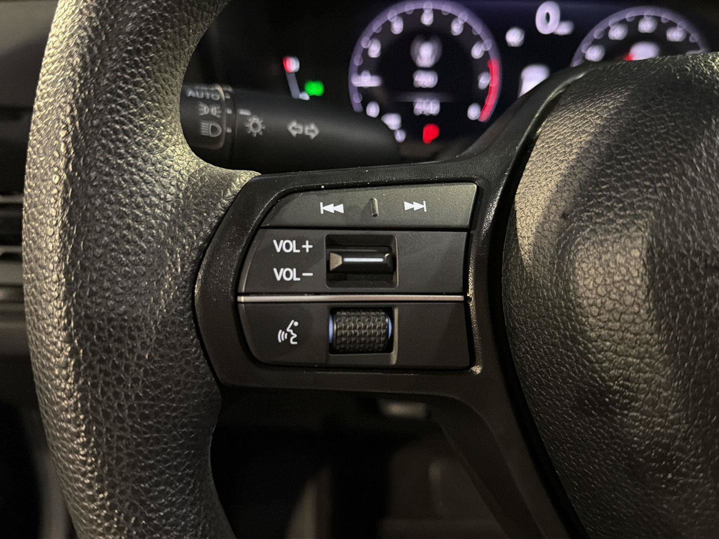 Used 2025 Honda Accord LX image 19