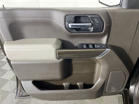 Used 2019 Chevrolet Silverado 1500 LT w/ All-Star Edition image 13