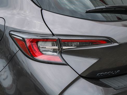 Used 2021 Toyota Corolla XSE w/ Blackout Package (TMS) FWD image 10