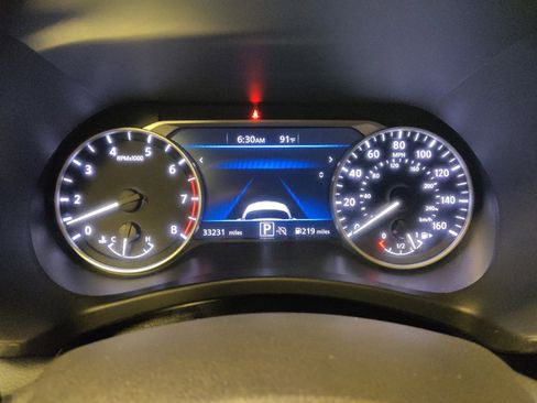 Used 2025 Nissan Sentra SV FWD image 23