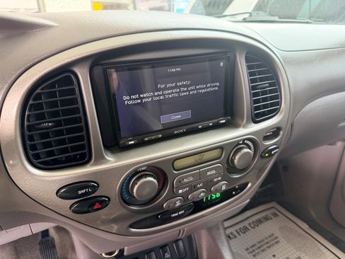 Used 2005 Toyota Sequoia Limited image 12