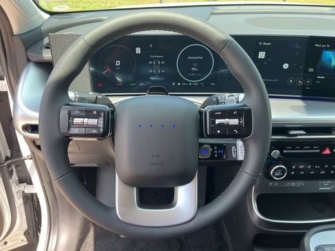 New 2026 Hyundai Ioniq 9 SEL image 13