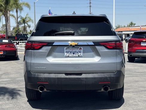 Used 2023 Chevrolet Traverse LS FWD image 6