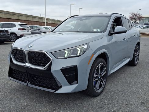 New 2026 BMW X2 xDrive28i w/ Technology Package AWD/4WD image 2