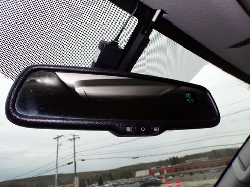 Used 2018 Nissan Frontier SV w/ Value Truck Package image 22