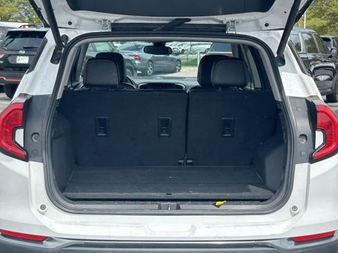 Used 2023 GMC Terrain AT4 image 30