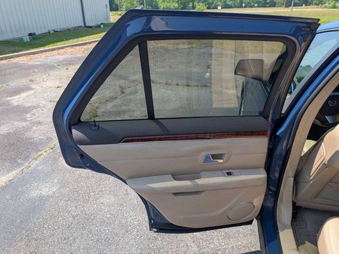 Used 2009 Cadillac SRX AWD w/ Third Row Seating Package image 36