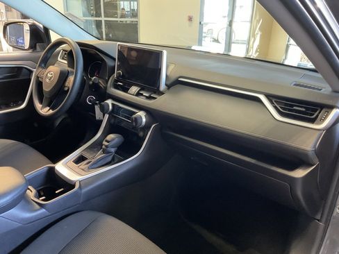 Used 2025 Toyota RAV4 LE image 19