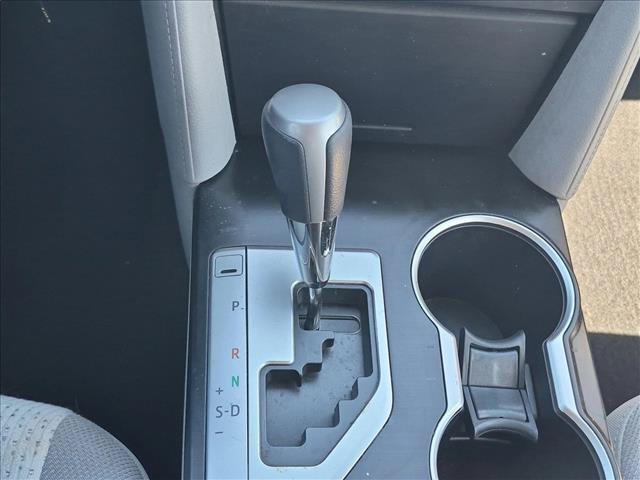 Used 2014 Toyota Camry LE FWD image 12