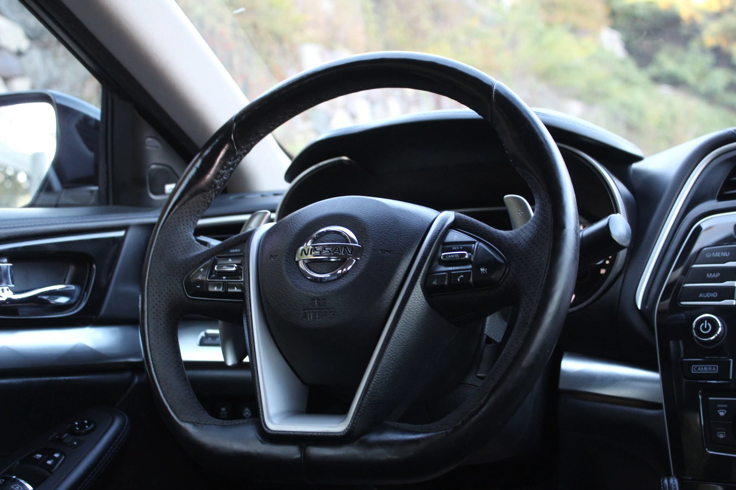 Used 2017 Nissan Maxima SR w/ Midnight Edition FWD image 19