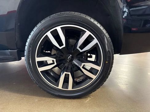 Used 2019 Chevrolet Tahoe Premier AWD/4WD image 27