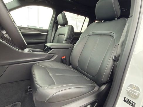 New 2026 Jeep Grand Cherokee L Limited AWD/4WD image 13