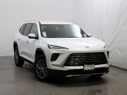 New 2026 Buick Enclave Preferred w/ LPO, Floor Liner Package image 1