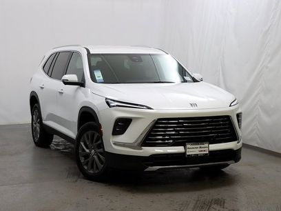 New 2026 Buick Enclave Preferred w/ LPO, Floor Liner Package